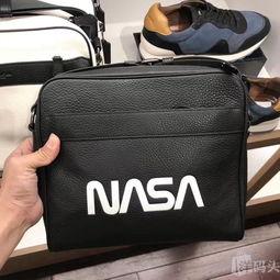 coach男包斜挎包最新爆料,时尚潮流，细节诠释品质生活